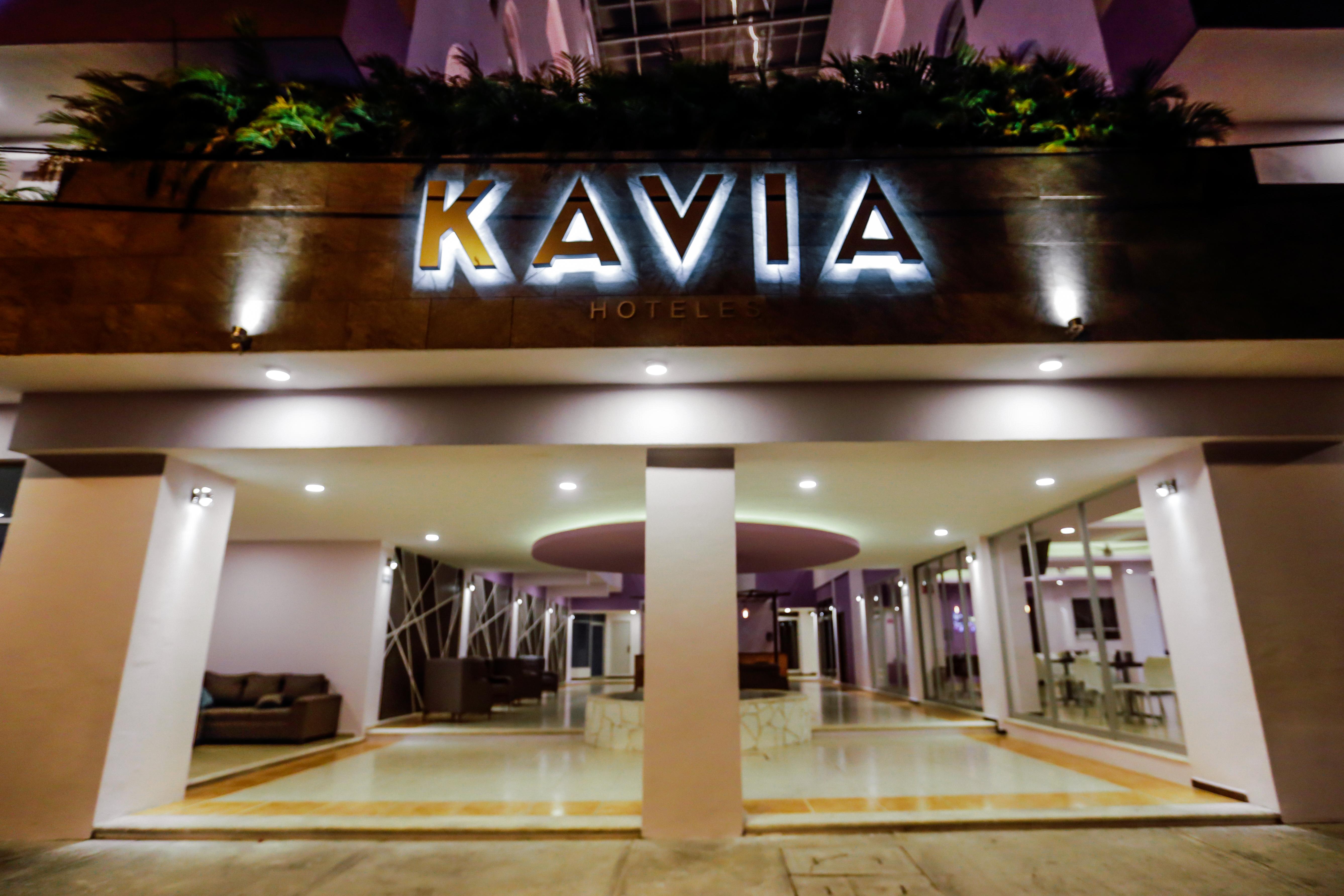 Hotel Kavia Канкун Екстериор снимка