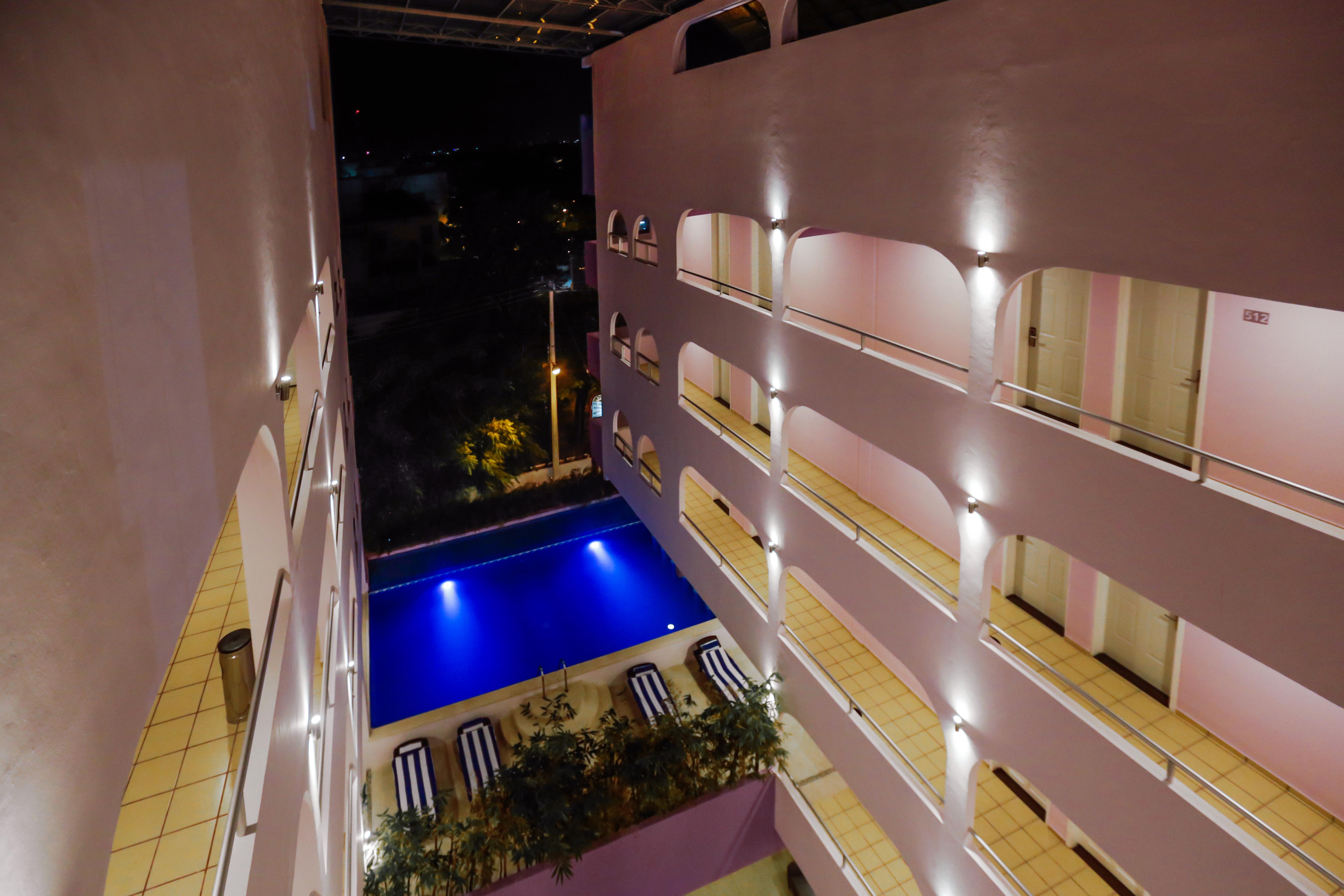 Hotel Kavia Канкун Екстериор снимка